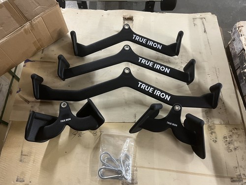 Heavy duty lat pull - bar, cable